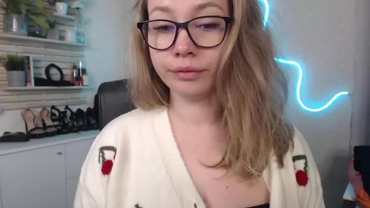 bambiHOLLY from Streamray