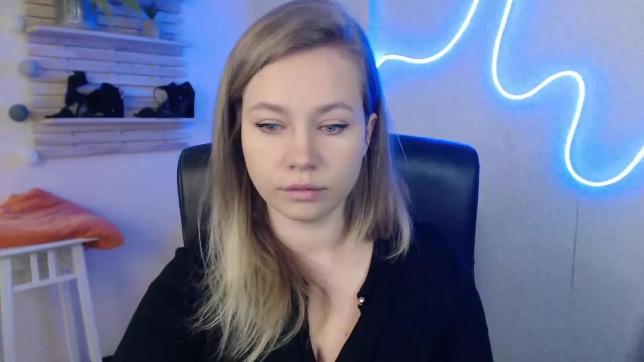 bambiHOLLY from Streamray