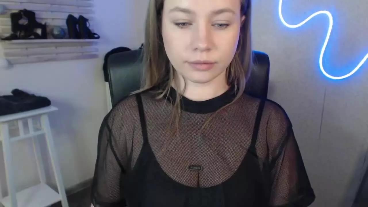 bambiHOLLY from Streamray