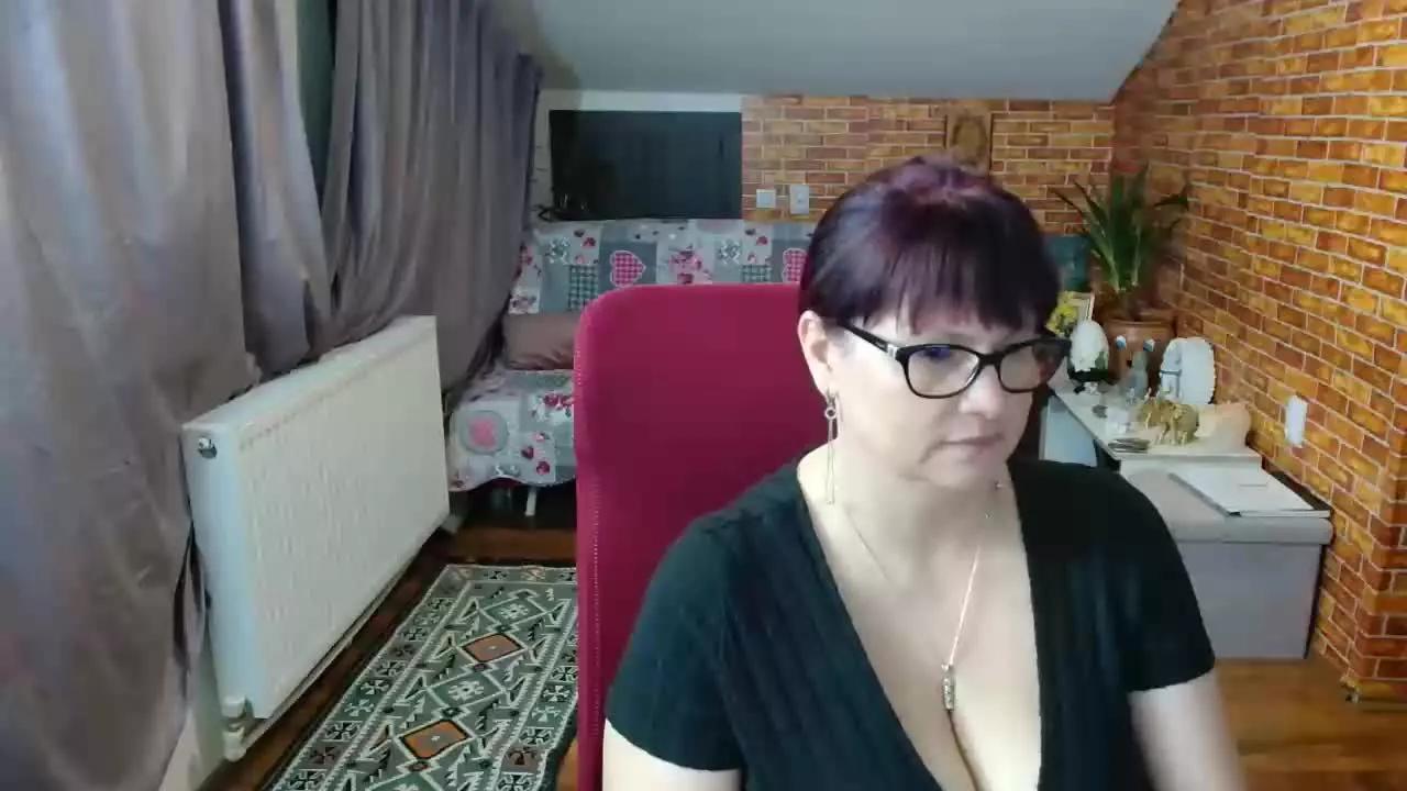 hellen37 from Streamray