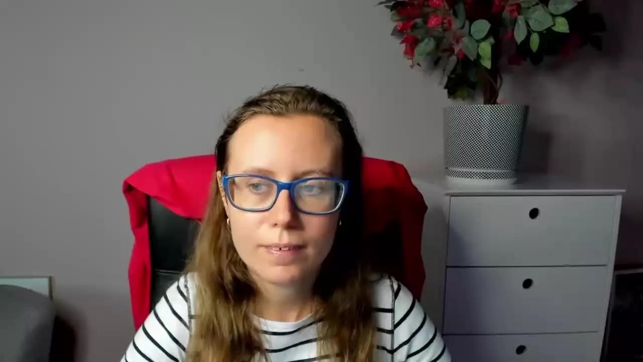 LizzySparkle from Streamray