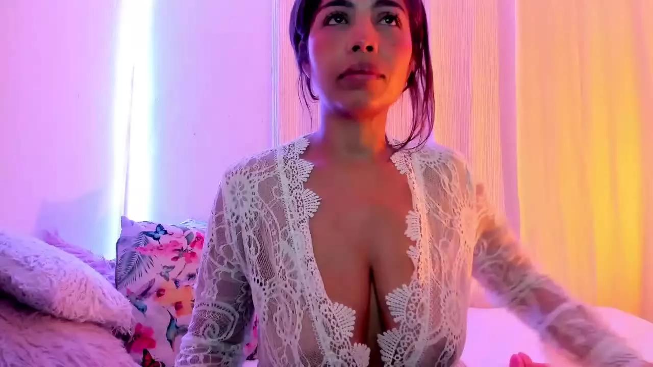 SaraHenaoz from Streamray