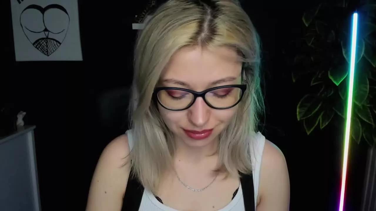 tasty_Heidi from Streamray