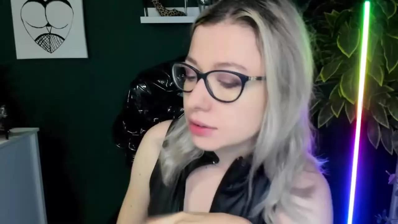 tasty_Heidi from Streamray