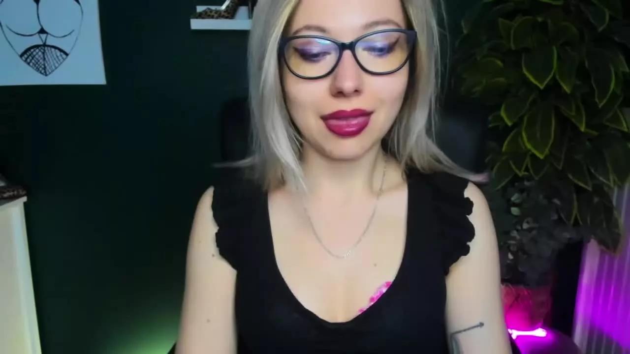 tasty_Heidi from Streamray