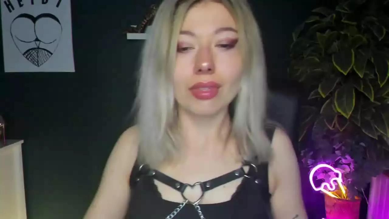 tasty_Heidi from Streamray