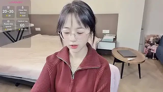 -ruoruo- on StripChat