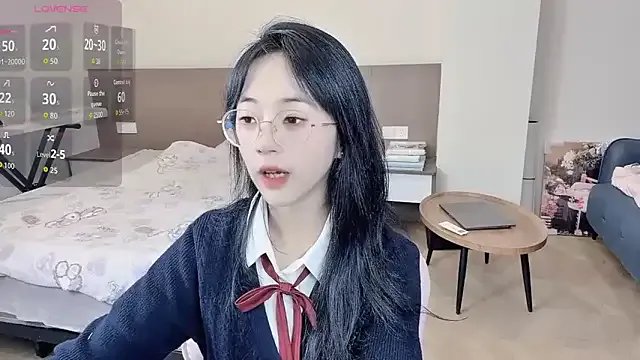 -ruoruo- on StripChat