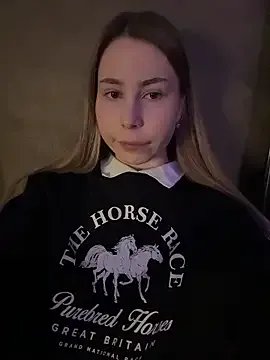 -SaraBlack- on StripChat