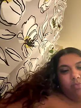 1n0nlythroat on StripChat 