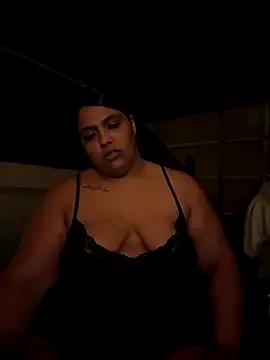 1n0nlythroat on StripChat 