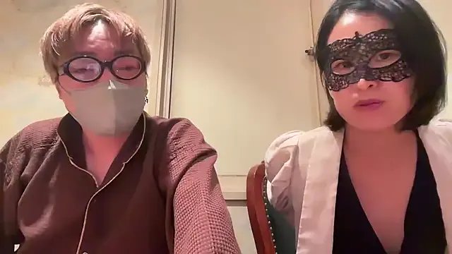 21yuri27 on StripChat