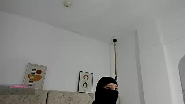 __Nahia — Freechat on StripChat