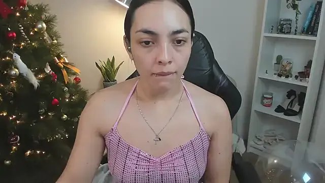 _BellaEvans_ on StripChat