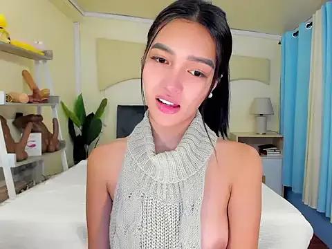 _caroline69 on StripChat