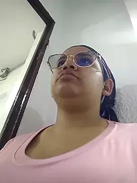 Freechat _Miaaleon on StripChat