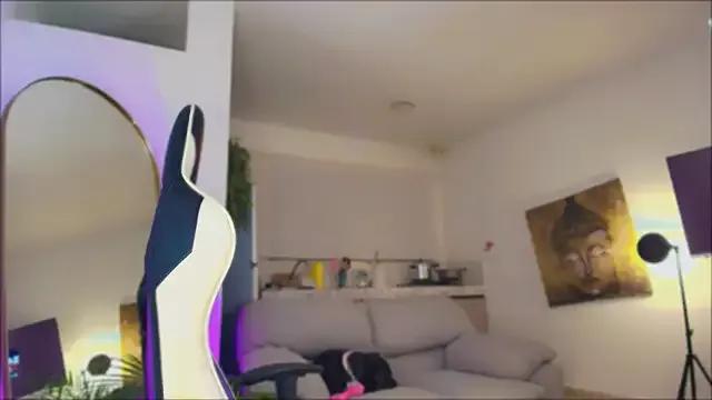 _Miss_Anna_ on StripChat