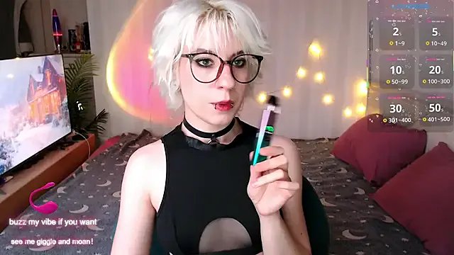 _Moonlight_t on StripChat