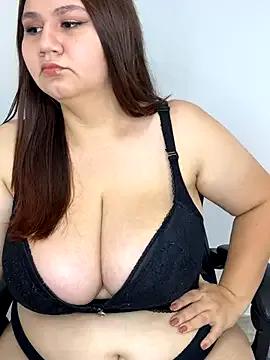 _Pamela_1 on StripChat