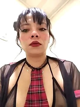 _Valentina_Squirt_ on StripChat