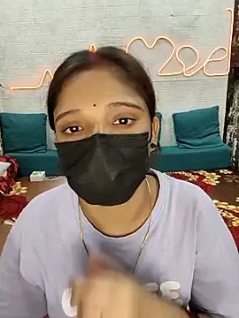 Aahanaaa on StripChat 