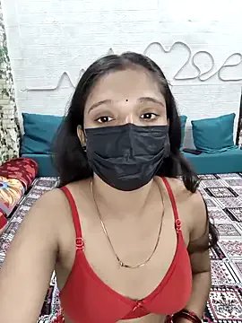 Aahanaaa on StripChat 