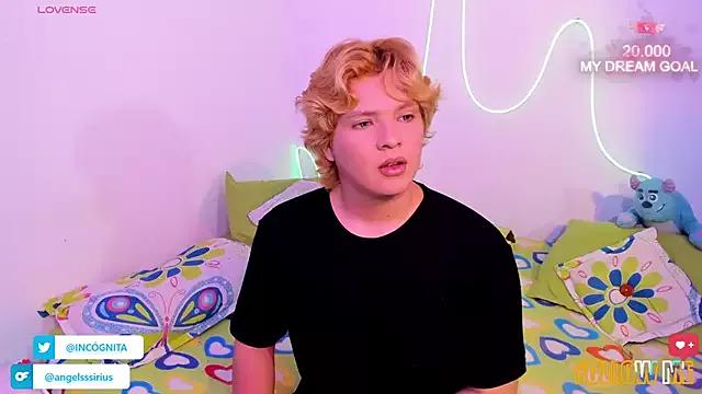 adam_angelssss from StripChat