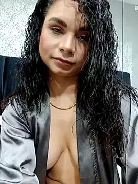 AgathaMendoza from StripChat