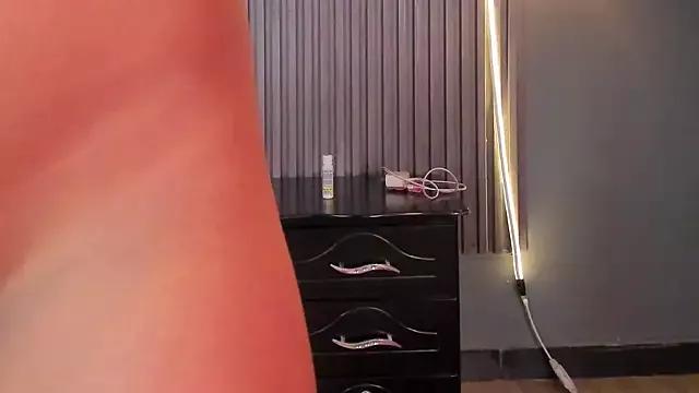 alahia_betancurx on StripChat 