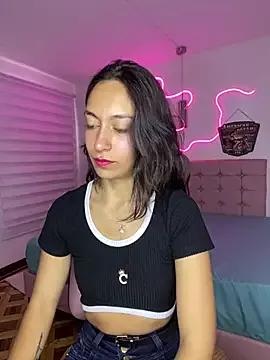 Alaska_euphoria from StripChat