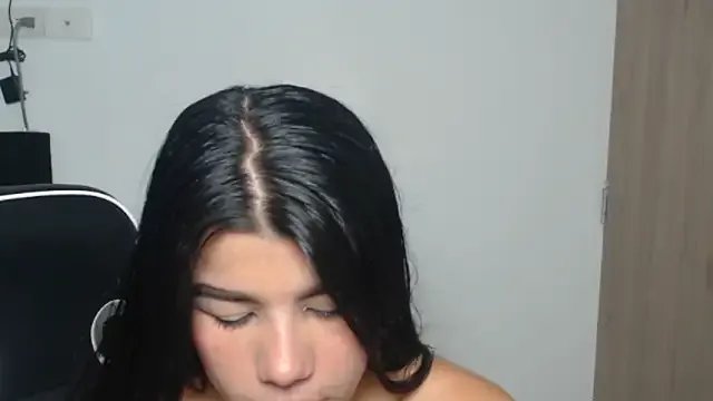 AlejandraScott — shower