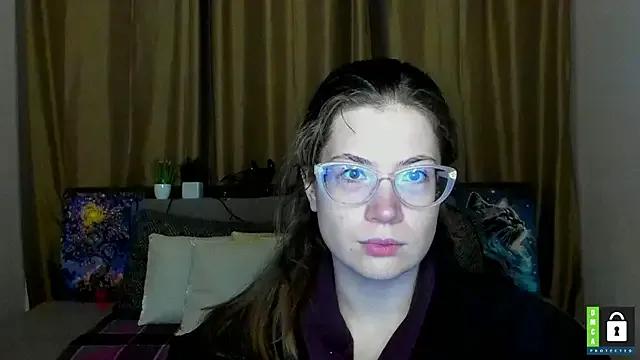 Alicia_redfollow on StripChat