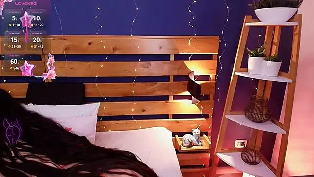 ambar_lover on StripChat 