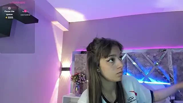 AmmyJones_ on StripChat 