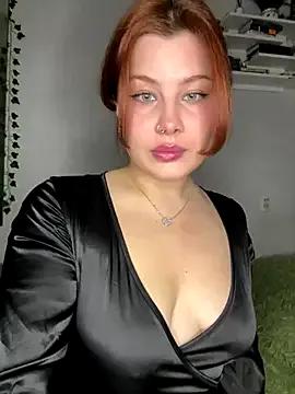 AmmyRich1 on StripChat