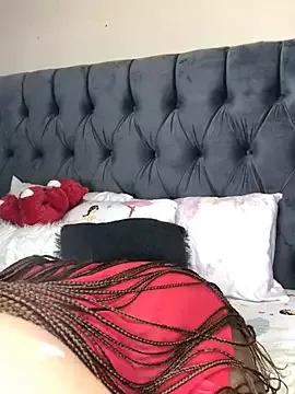 Anaelle24 from StripChat