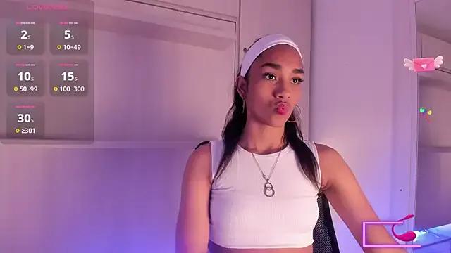 AnahiCollins — Freechat on StripChat