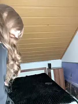 Anna_Ungezogen from StripChat
