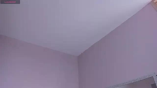 Annie9_ from StripChat