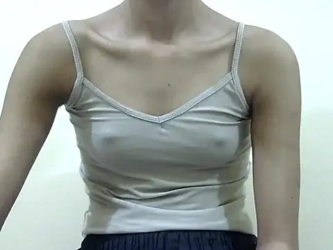 Anu_tiny on StripChat