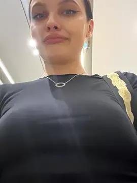 Apple__Brandy on StripChat