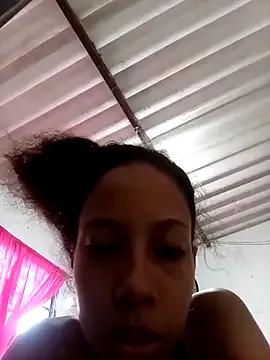 Ari_1217 on StripChat