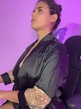 Aria_Kitty on StripChat