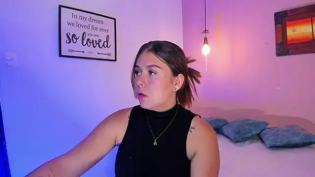 ArianaBaker from StripChat