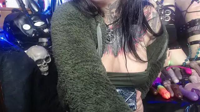 Astartexxx on StripChat 