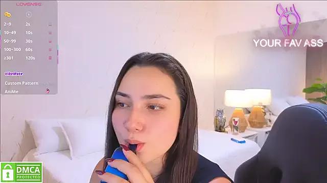 ava_blue on StripChat 