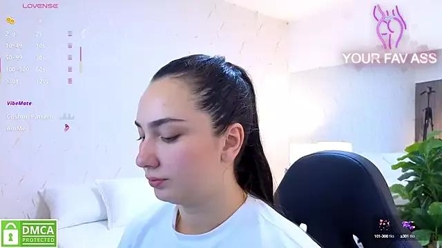 ava_blue on StripChat