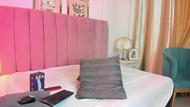 Bad_queen22 on StripChat