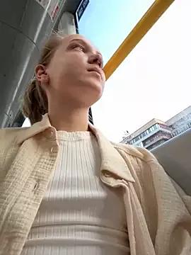 bambi_lu from StripChat