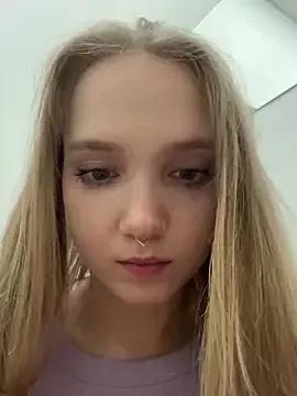 bambi_lu from StripChat